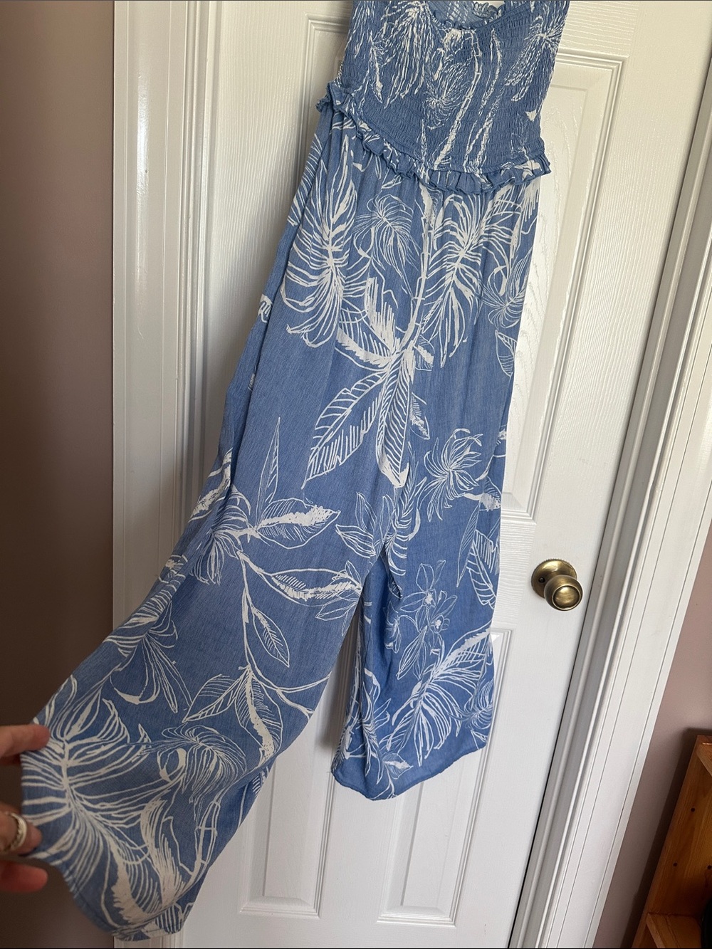 Blue Floral Strapless Jumper (Francesca’s) - Picture 6 of 6